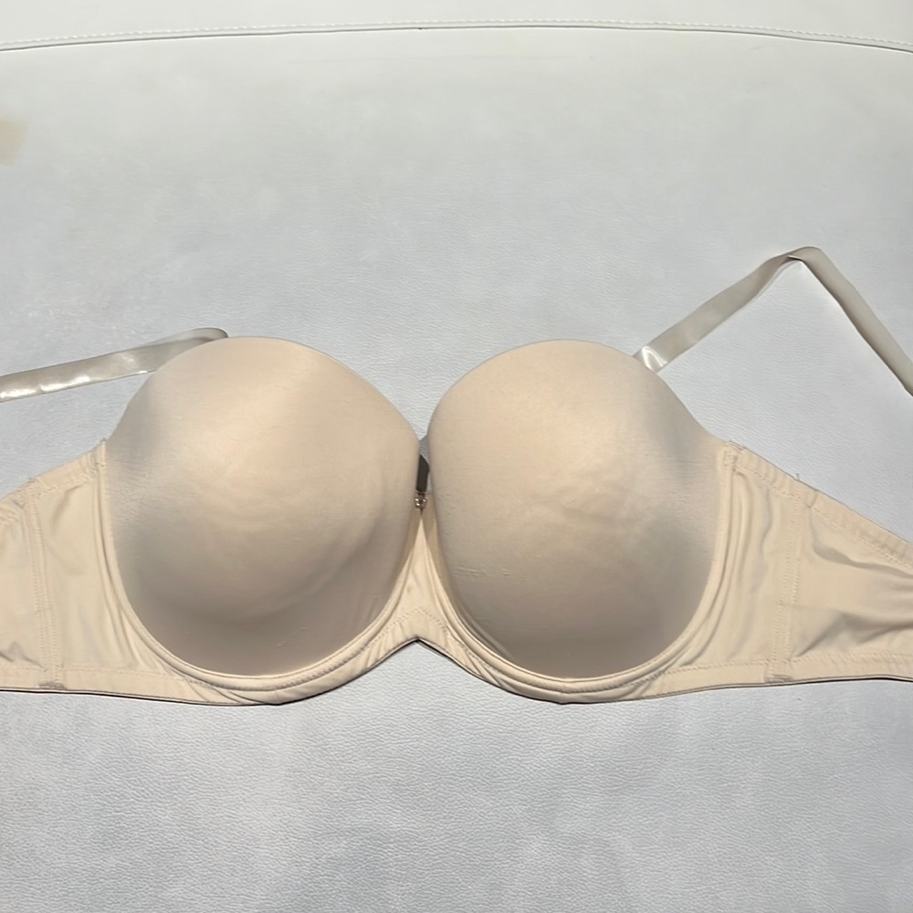 Triumph 38DD Bra in Nude